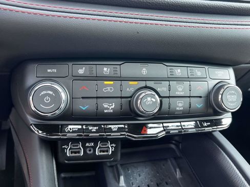 Used 2026 Dodge Durango GT AWD/4WD image 30
