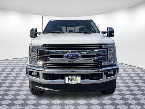 Used 2018 Ford F350 Lariat w/ FX4 Off-Road Package AWD/4WD image 5