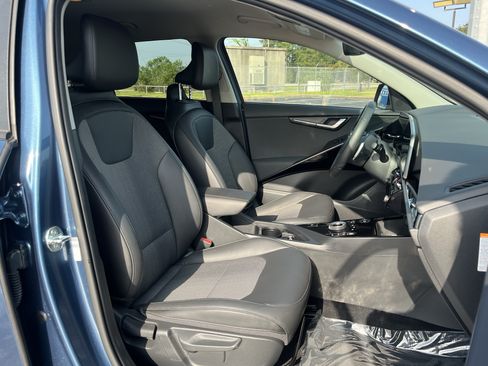 Used 2023 Kia Niro Wind FWD image 36