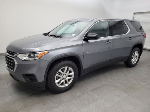 Used 2019 Chevrolet Traverse LS AWD/4WD image 2