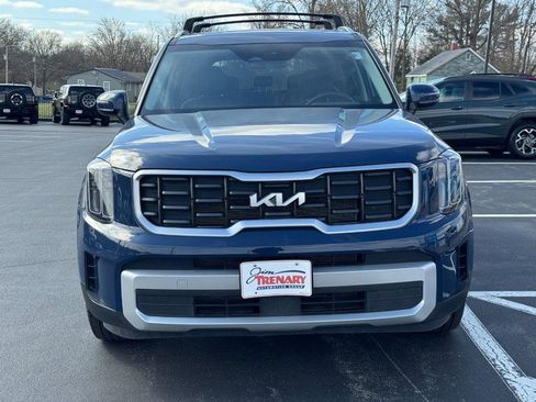 Used 2025 Kia Telluride S image 9