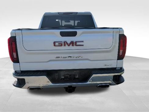 Used 2021 GMC Sierra 1500 SLT AWD/4WD image 4