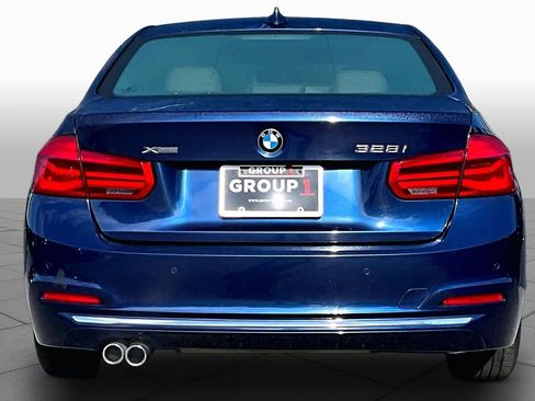 Used 2016 BMW 328i xDrive Sedan image 5