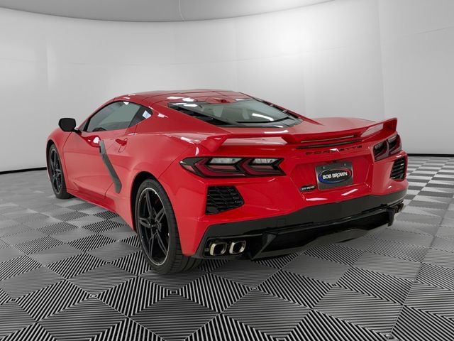 Used 2022 Chevrolet Corvette Stingray Preferred Cpe w/ Z51 Performance Package RWD image 3