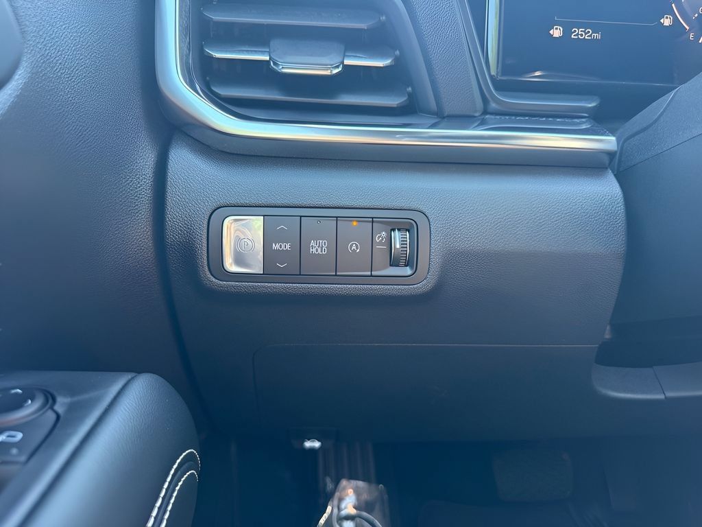 Used 2026 GMC Terrain Elevation FWD image 21