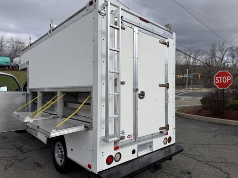 Used 2015 Chevrolet Express 3500 3500 2dr 139 in. WB Cutaway Ch image 9