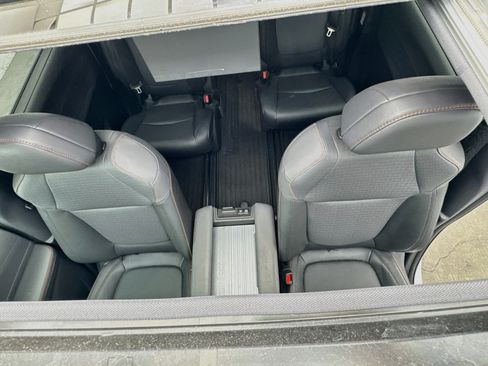 Used 2022 Toyota Sienna XSE w/ XSE Plus Package FWD image 14