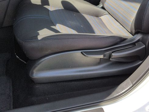 Used 2020 Nissan Leaf S FWD image 12