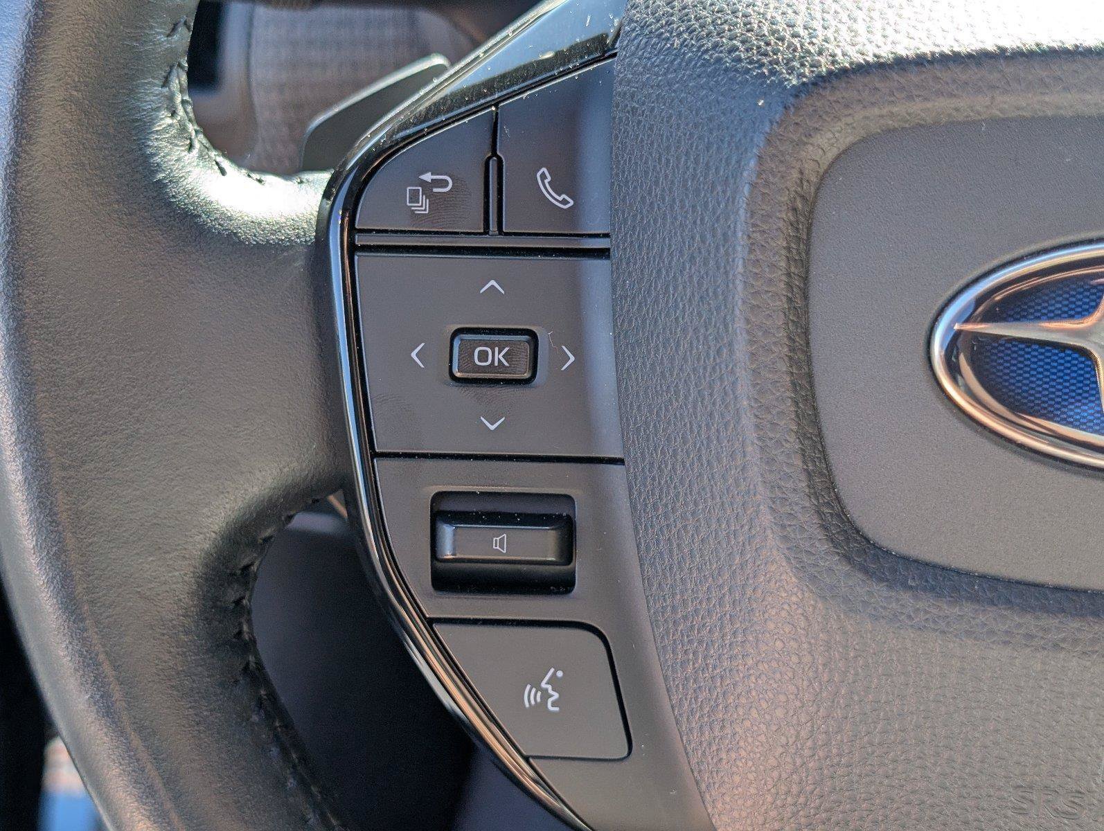 Used 2023 Subaru Solterra AWD image 29