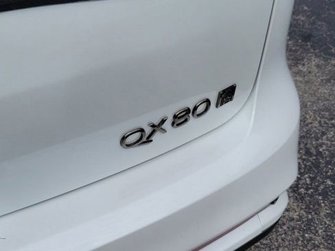 Used 2026 INFINITI QX80 Autograph w/ Premium Cargo Package AWD/4WD image 8