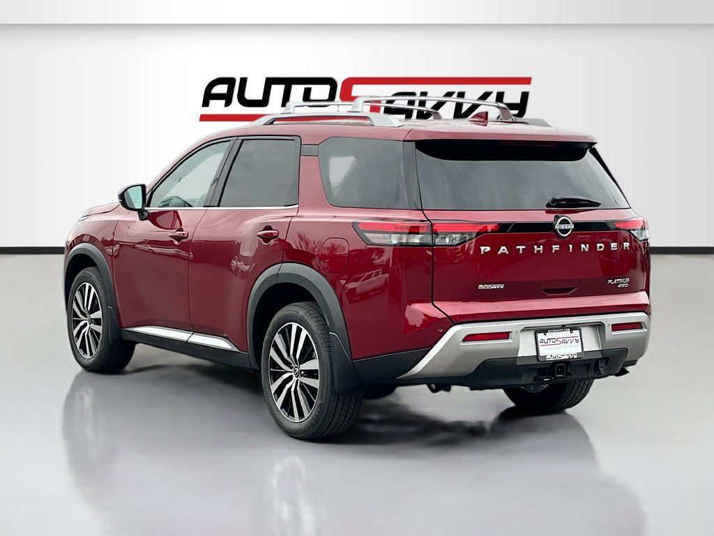 Used 2025 Nissan Pathfinder Platinum w/ Cargo Package AWD/4WD image 5