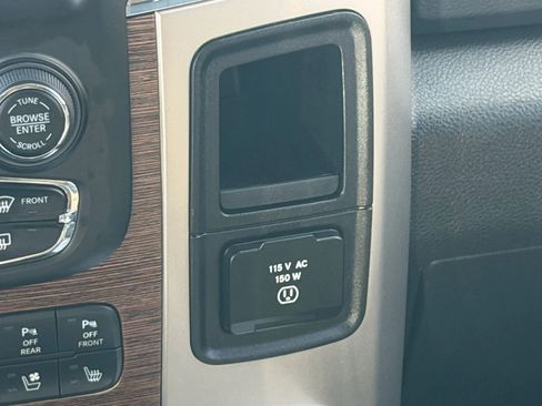 Used 2014 RAM 1500 Laramie w/ Convenience Group AWD/4WD image 49