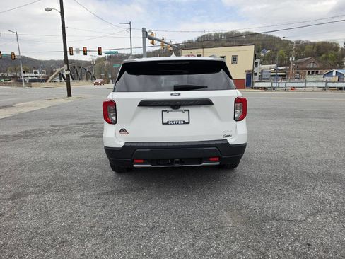 Used 2023 Ford Explorer Timberline AWD/4WD image 7