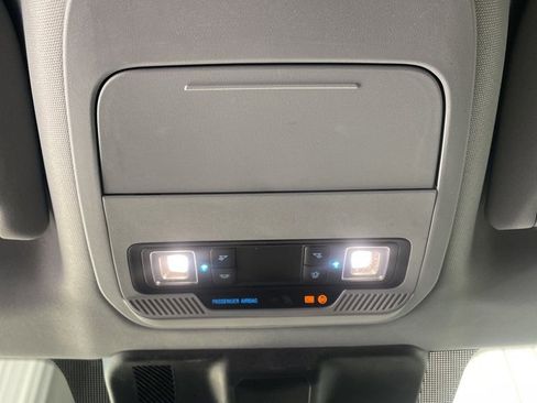 Used 2024 Ford F250 XLT image 30