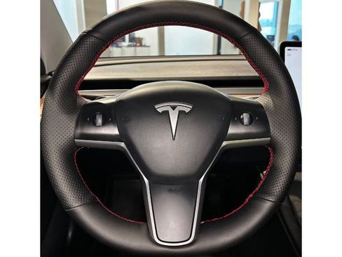 Used 2023 Tesla Model 3 Standard Range image 24