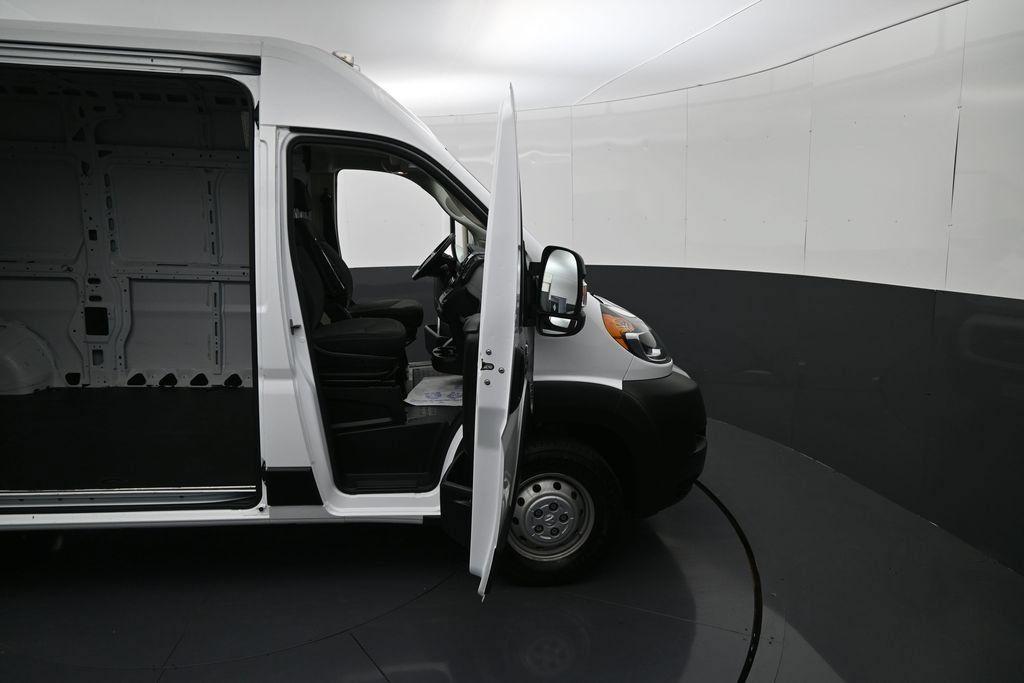 Used 2021 RAM ProMaster 1500 w/ Convenience Group FWD image 9