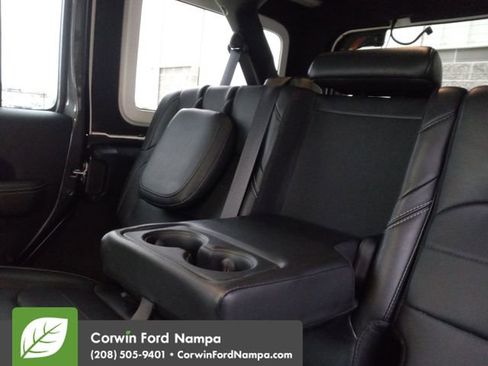 Used 2022 Jeep Wrangler Unlimited Sahara w/ Cold Weather Group image 26