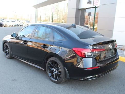 Used 2022 Honda Civic Sport image 11