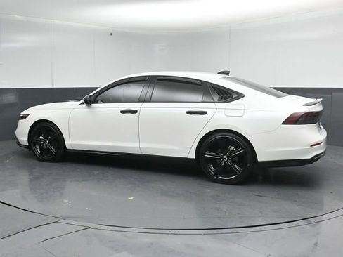 Used 2025 Honda Accord Sport image 5