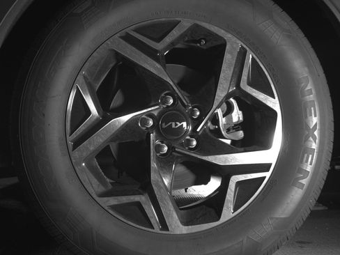 Used 2024 Kia Sportage LX image 14