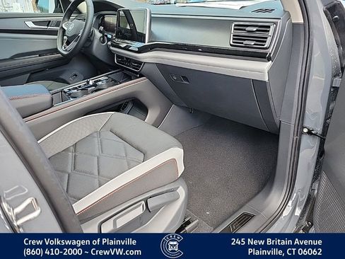 New 2026 Volkswagen Atlas Peak Edition AWD/4WD image 44
