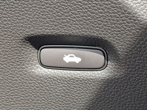 Used 2025 Honda Civic Sport image 26