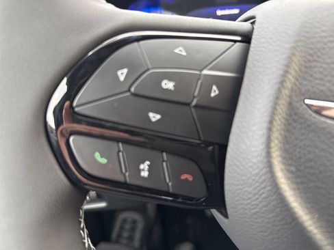 New 2026 Chrysler Pacifica Select image 14