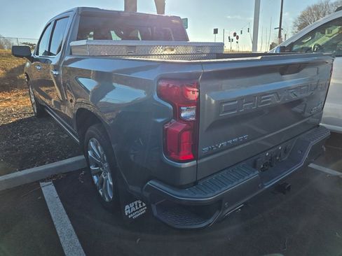 Used 2020 Chevrolet Silverado 1500 High Country w/ Technology Package image 4