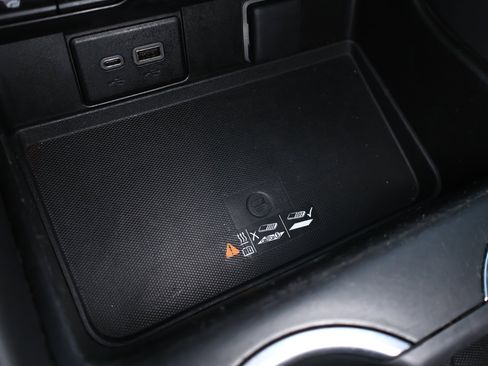 Used 2023 Chevrolet Tahoe LT image 21