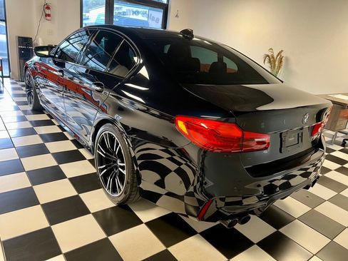 Used 2018 BMW M5 image 6