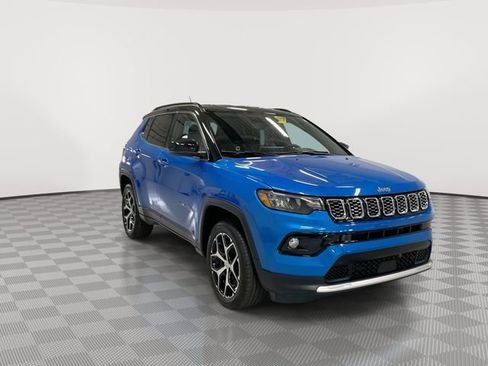 Used 2024 Jeep Compass Limited image 13