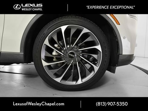 Used 2020 Lincoln Aviator Reserve w/ Equipment Group 202A image 5