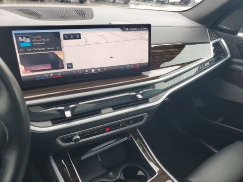 Used 2025 BMW X5 xDrive50e image 19