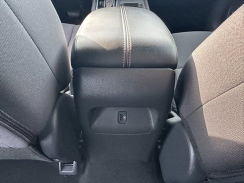 Certified 2022 Nissan Sentra SR w/ Trunk Package image 30