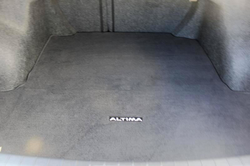 Used 2022 Nissan Altima 2.5 SV FWD image 14