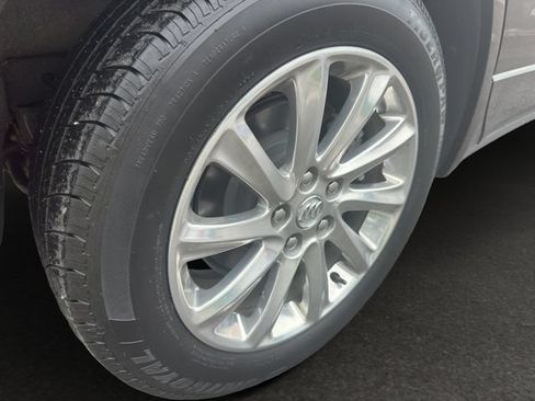 Used 2020 Buick Envision Essence AWD/4WD image 23