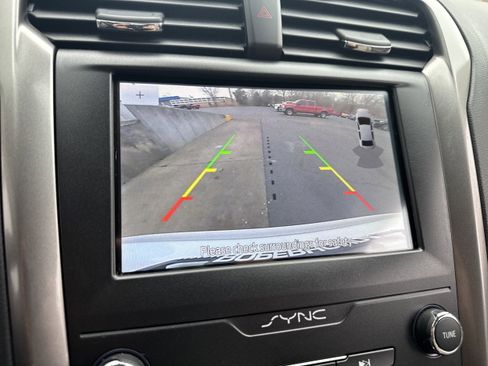 Used 2020 Ford Fusion SEL image 20