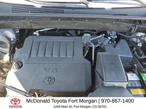 Used 2016 Toyota Highlander Limited image 11