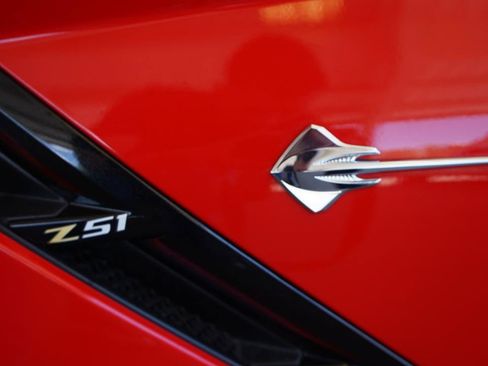 Used 2016 Chevrolet Corvette Stingray Coupe w/ 3LT Preferred Equipment Group RWD image 21