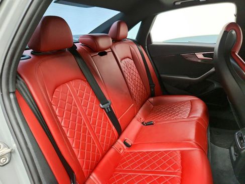 Used 2019 Audi S4 Prestige w/ Prestige Package image 29