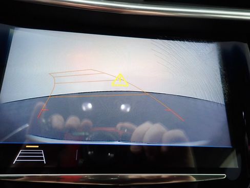Used 2019 Cadillac XTS Luxury FWD image 5