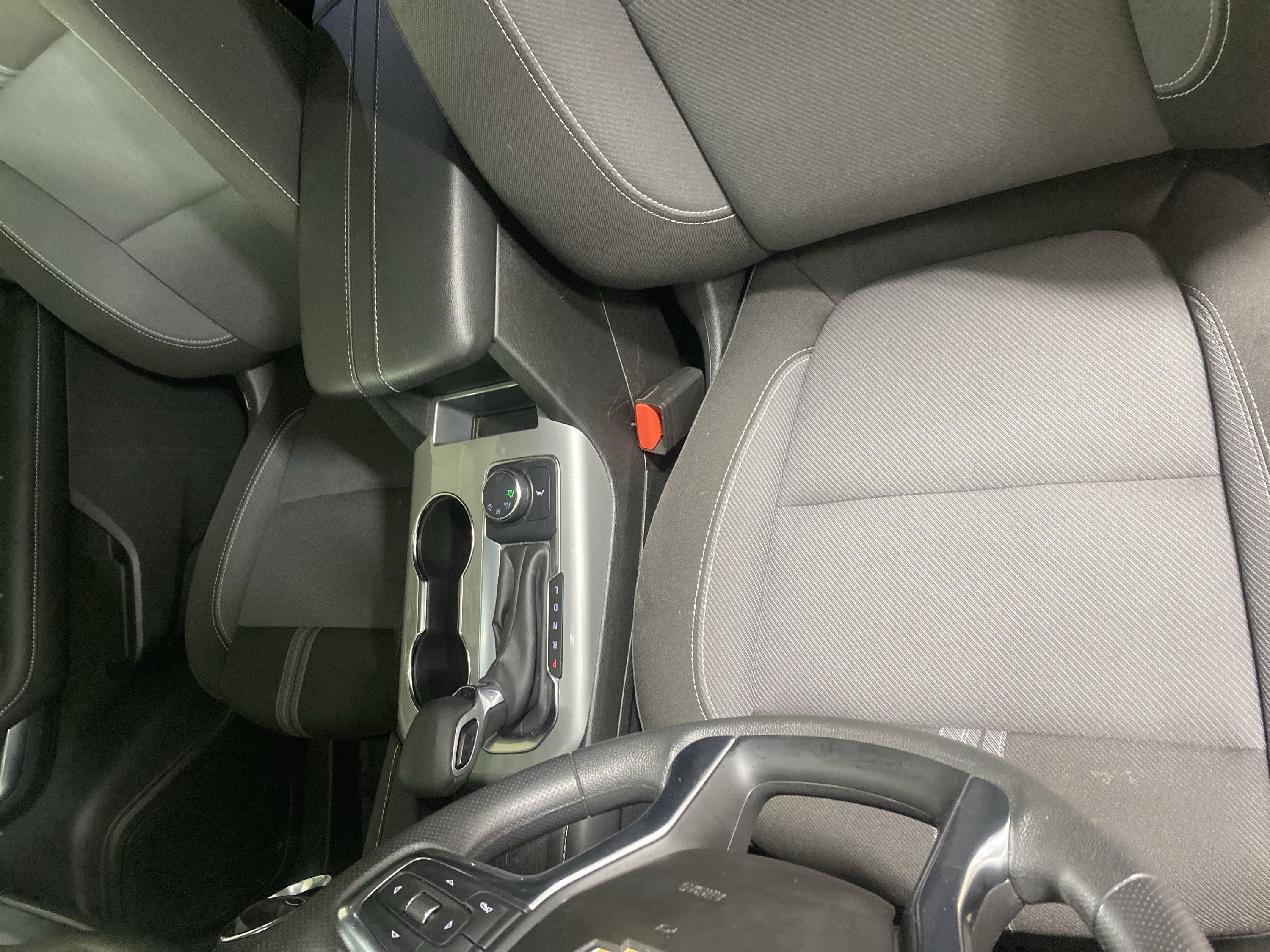 Used 2025 Chevrolet Blazer LT AWD/4WD image 15