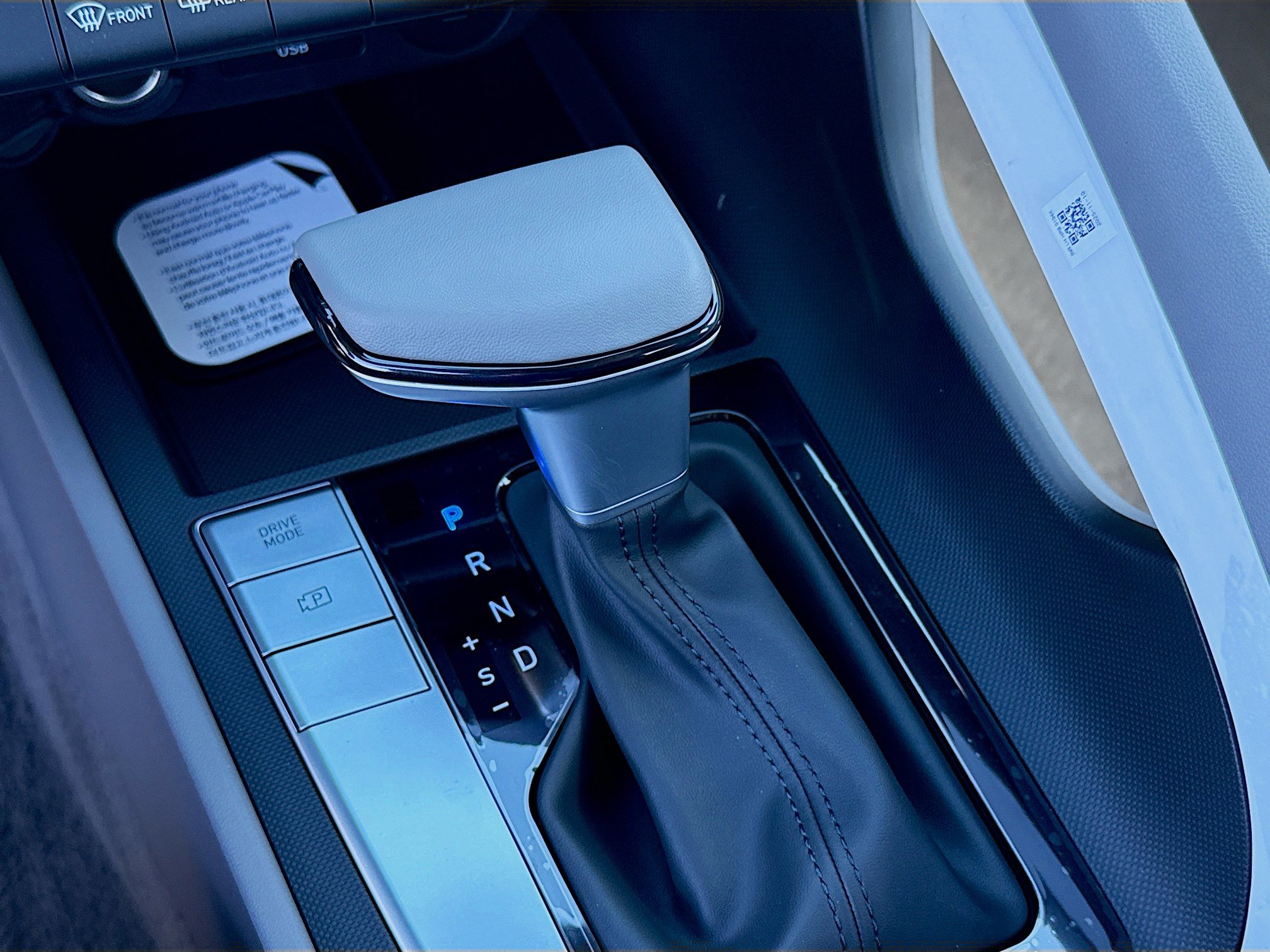 New 2026 Hyundai Elantra Sport FWD image 13