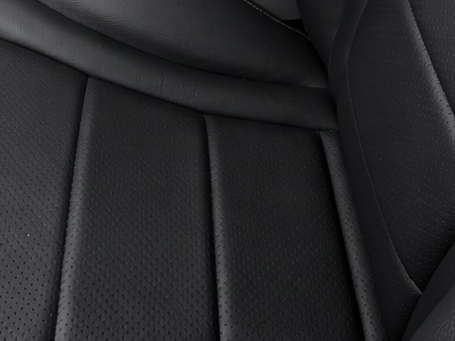 Used 2020 Mercedes-Benz GLC 300 4MATIC image 19