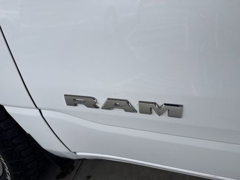 Used 2024 RAM 1500 Big Horn AWD/4WD image 15