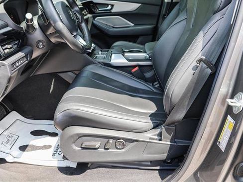 Used 2023 Acura MDX SH-AWD w/ Technology Package image 11