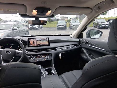 Certified 2026 INFINITI QX60 Luxe w/ Cargo Package AWD/4WD image 33