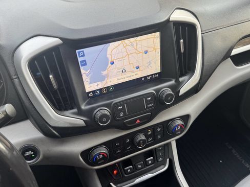 Used 2019 GMC Terrain SLE w/ Driver Convenience Package FWD image 17