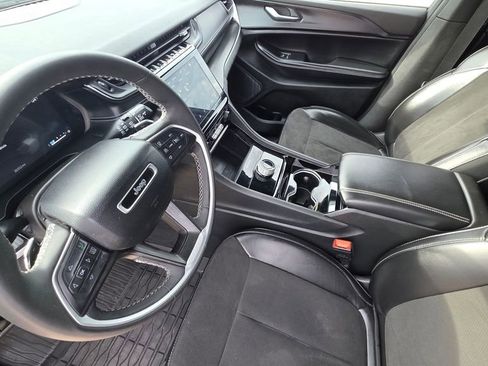Used 2023 Jeep Grand Cherokee L Laredo AWD/4WD image 12