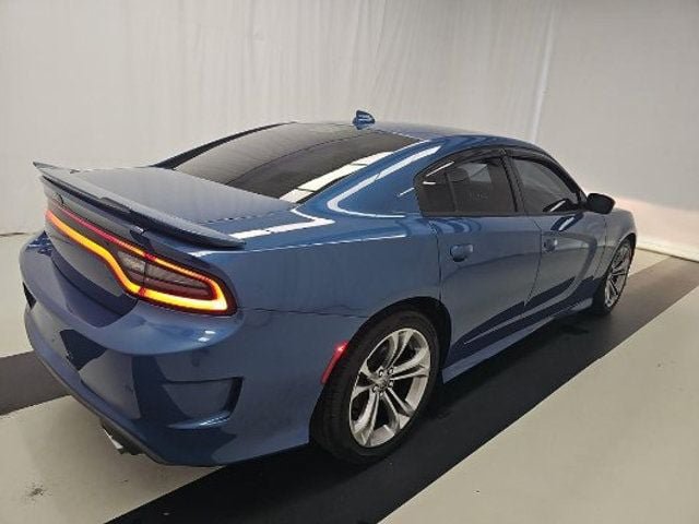 Used 2020 Dodge Charger R/T RWD image 4